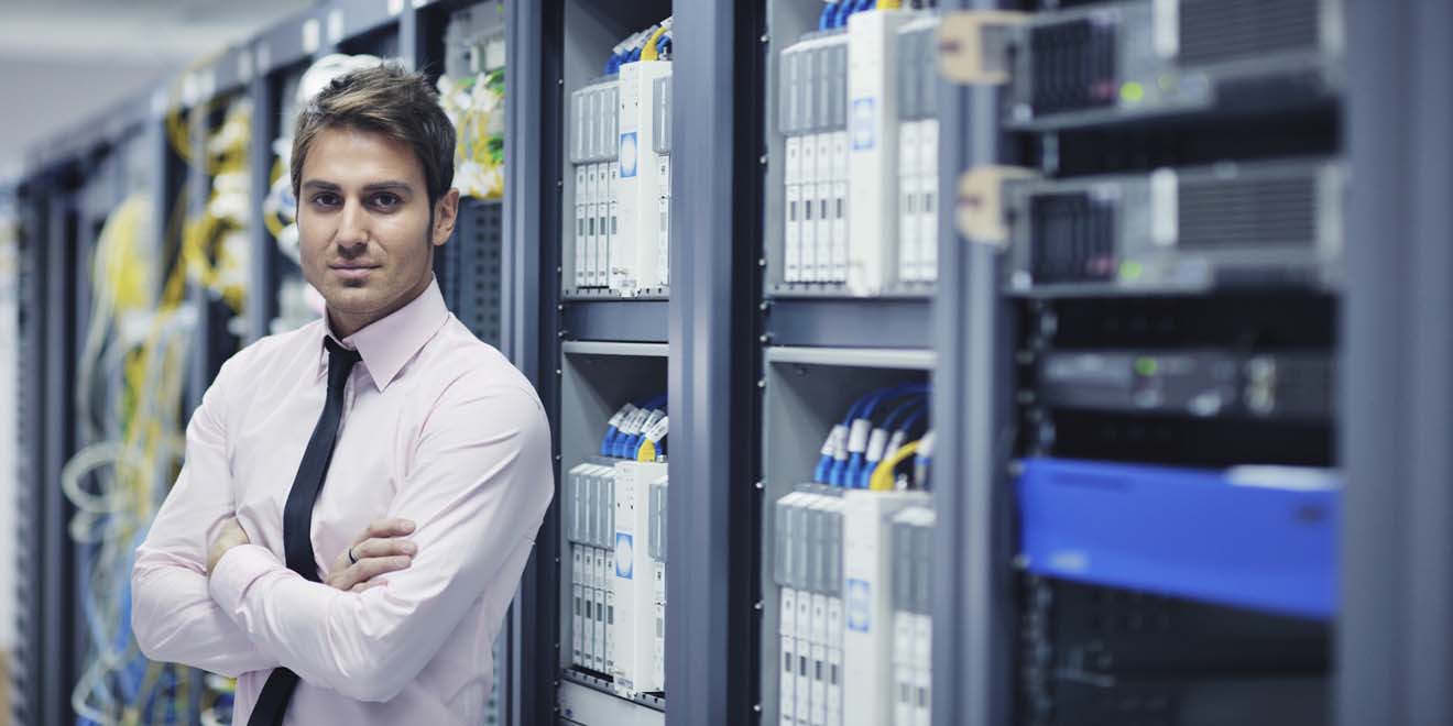 Обслуживание серверной инфраструктуры 